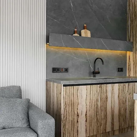 Modern 5 Minutes From Main Square, Ac Апартаменты