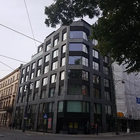 Modern 5 Minutes From Main Square, Ac *